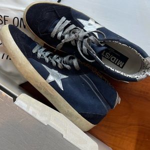 Navy and silver golden goose midstar